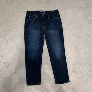 American Eagle tomgirl jeans